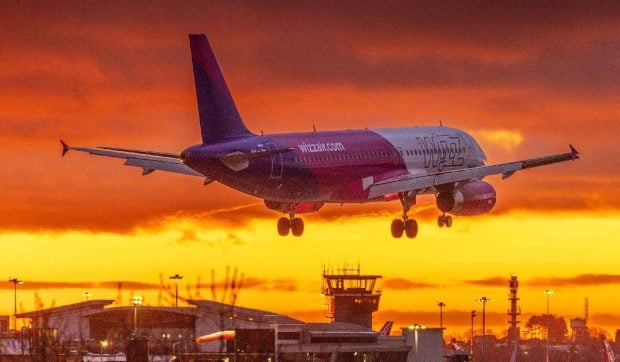 actiunile-wizz-air-ar-putea-scadea-cu-15-20%-din-cauza-situatiei-din-orientul-mijlociu