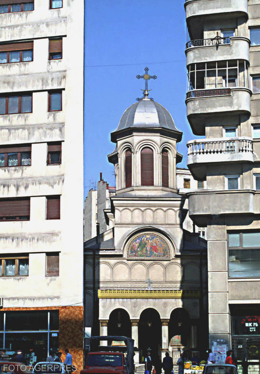 salvatorul-de-biserici-din-bucuresti:-inginerul-iordachescu-si-solutia-lui-extraordinara-cu-care-s-a-strecurat-prin-furia-demolarilor