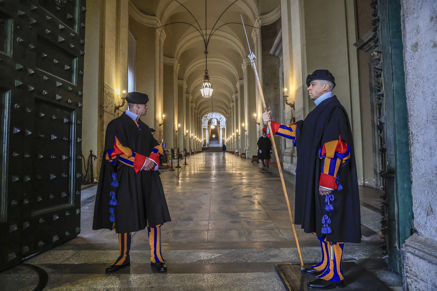 papa-leon-xiv-se-muta-in-resedinta-evitata-de-predecesorul-sau-francisc.-noul-sau-apartament-a-trecut-prin-renovari-extinse