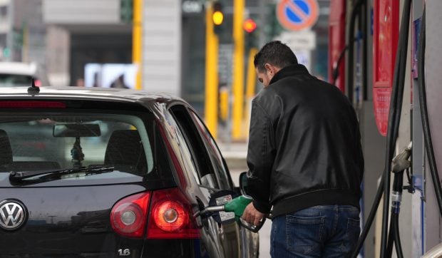 ce-s-ar-intampla-in-romania-daca-benzina-ar-ajunge-la-10-lei-litrul.-lantul-de-scumpiri-care-ar-lovi-economia